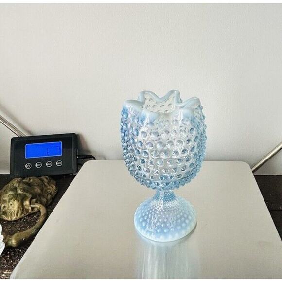 EUC Duncan Miller Blue Opalescent Glass Footed Hobnail Vase Ruffle Crimped - Picture 12 of 16
